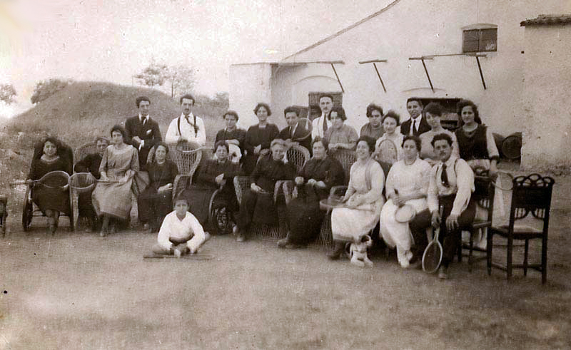 Alta sociedad en Criptana. 1908